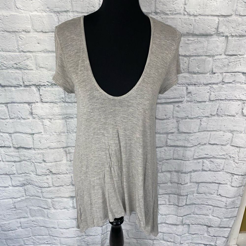 Rolla coster women S plunging scoopneck t-shirt top with angled bottom grey